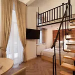 L23 Boutique By Downtown Cracovia