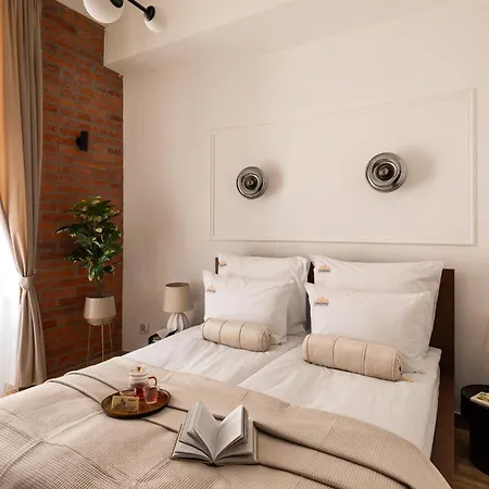 L23 Boutique By Downtown Апарт-готель 3*